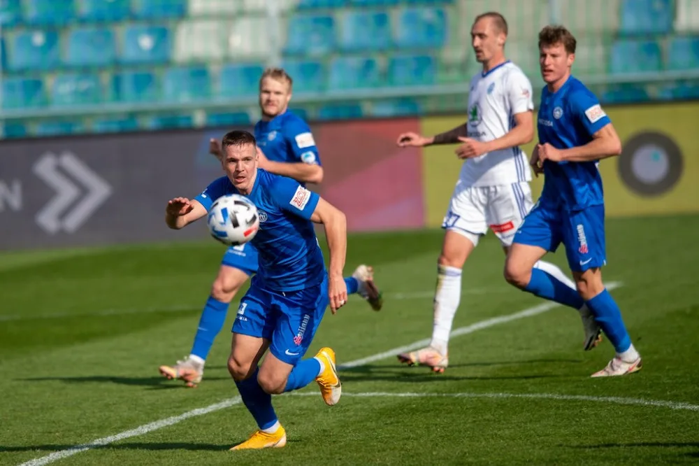 Další vítězství. Sadílek se trefil v Boleslavi a Slovan bere tři body