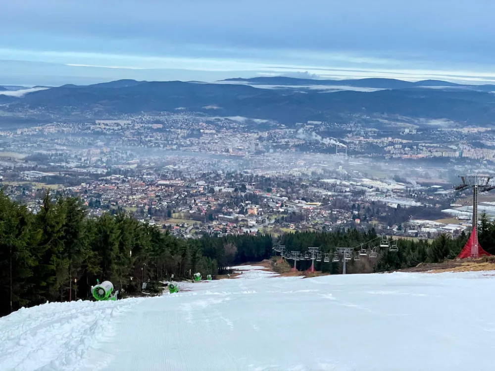 Ve skiareálu na Ještědu se nebude dělat osvětlení na nové sjezdovce