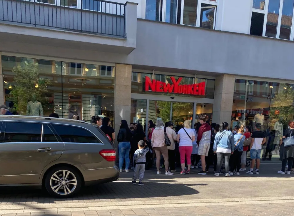 Dnešní rozvolnění způsobí růst mobility, s dalším zmírněním opatření počkejte, radí odborníci