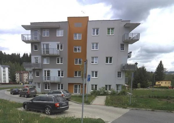 Město kvůli převodům bytů mění právní kancelář. Její zpracování návrhu smluv nemůžeme akceptovat, říká primátor