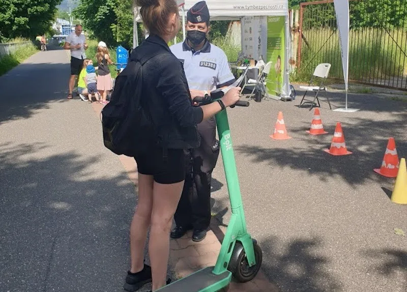 Bezpečně na elektrokoloběžce v Liberci