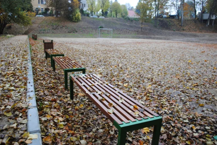 Příjezdová cesta u hřiště ve Zborovské nebude. Investor prohrál soud s městem