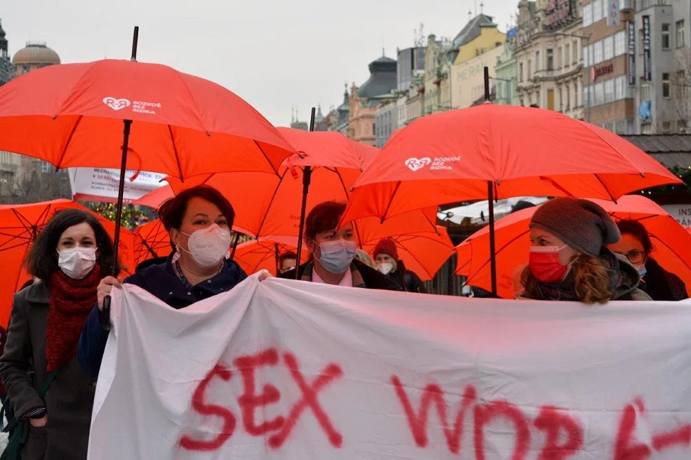 V pátek je Mezinárodním dnem proti násilí na ženách a mužích pracujících v sexbyznysu