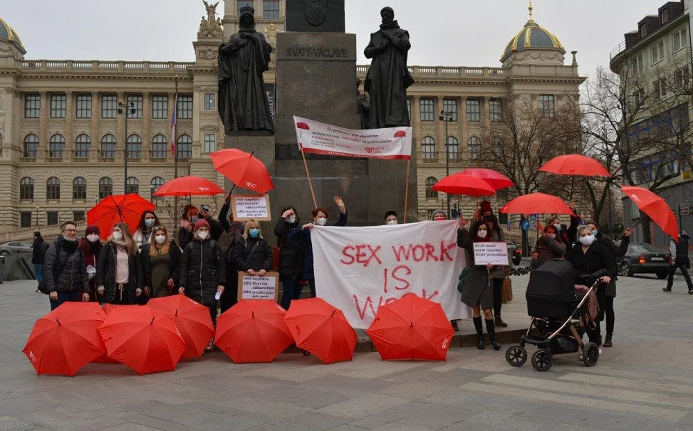 V pátek je Mezinárodním dnem proti násilí na ženách a mužích pracujících v sexbyznysu