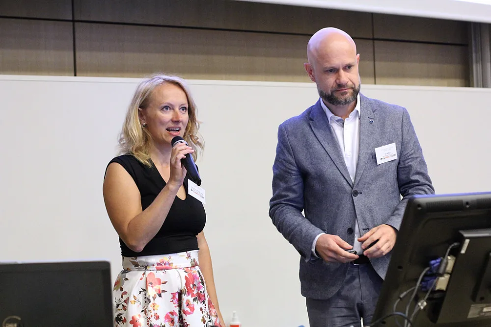 Jana Loosová a Jiří Šmída z TUL
