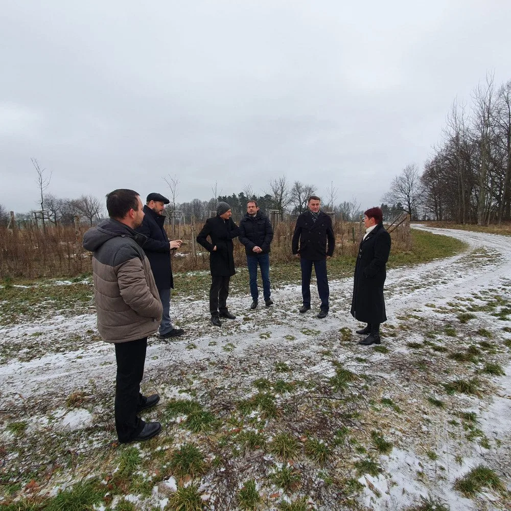Pojedu do Varšavy s nabídkou dohody, řekla po návštěvě českého sousedství Turówa ministryně Hubáčková