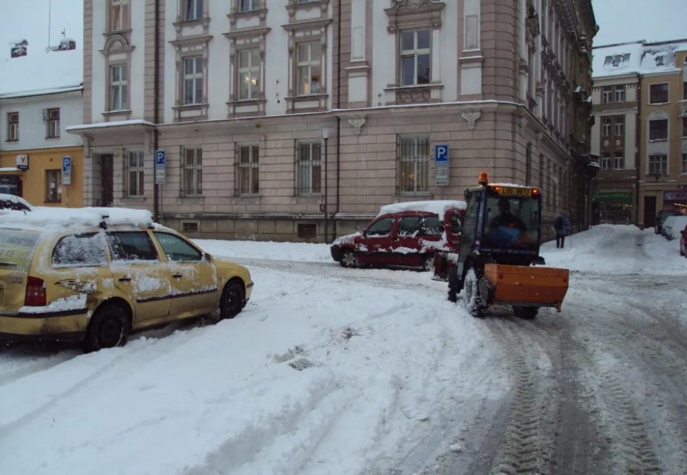 Po přechodném oteplení se koncem týdne vrátí zima. Bude mrznout a chumelit
