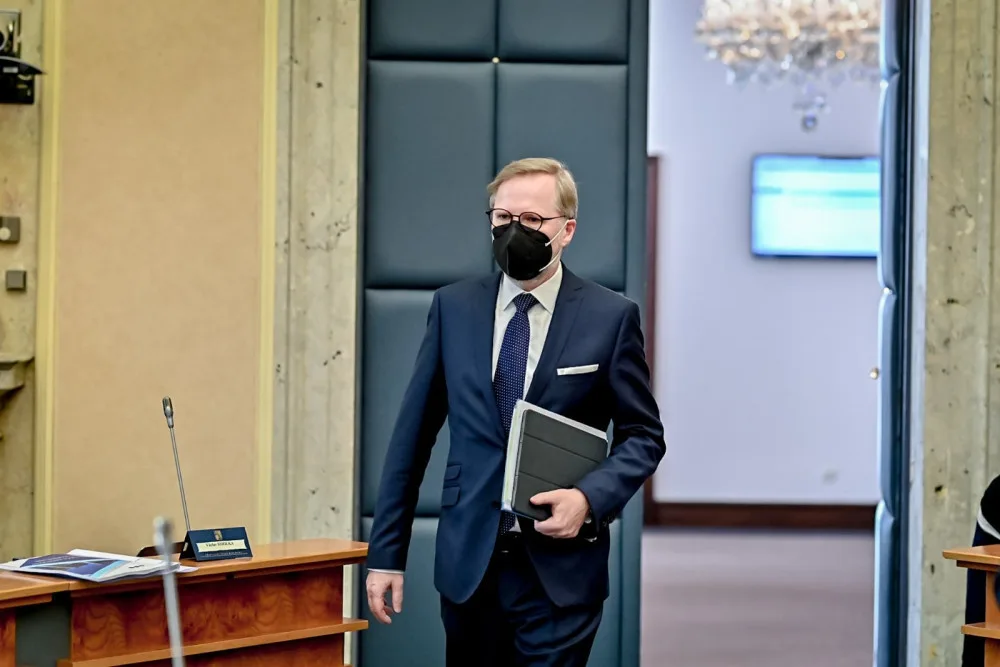 Od 1. března bude z opatření platit prakticky jen nošení respirátorů, tvrdí Fiala