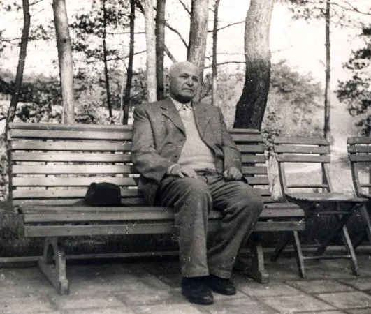 Před 133 lety se narodil „šarlatán“ Mikolášek. Léčil herce i prezidenta