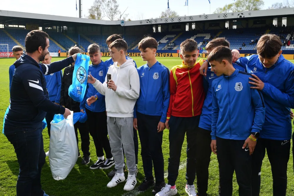 Slovan se stará o mladé fotbalisty z Ukrajiny. Schovávali jsme se ve sklepě, vzpomíná Dmitrij z Oděsy
