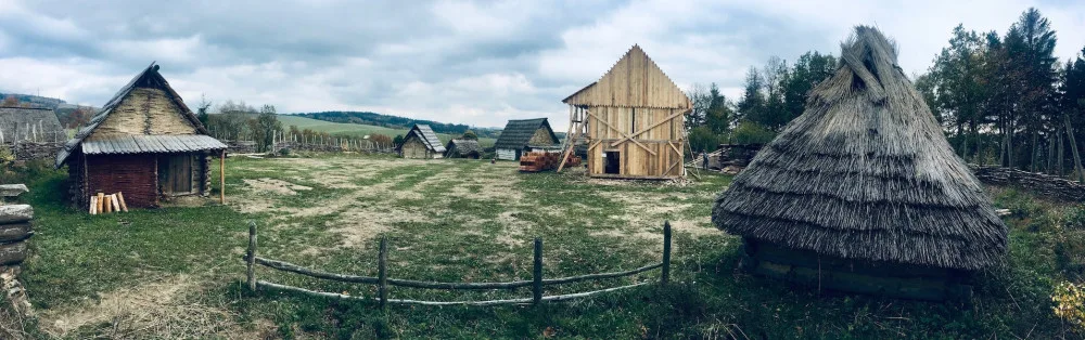 Středověké oblečení, nástroje i bitva. Spolek Curia Vítkov u Chrastavy opět pořádá tradiční Dobývání