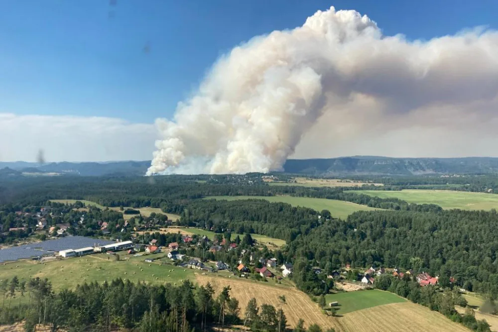 Nic většího než požár v Českém Švýcarsku jsem nikdy neviděl, říká armádní pilot