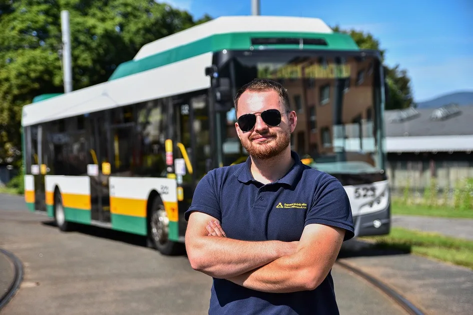 Nemohl bych dělat práci, která mě nebaví, říká řidič autobusů Martin Třešňák z Liberce