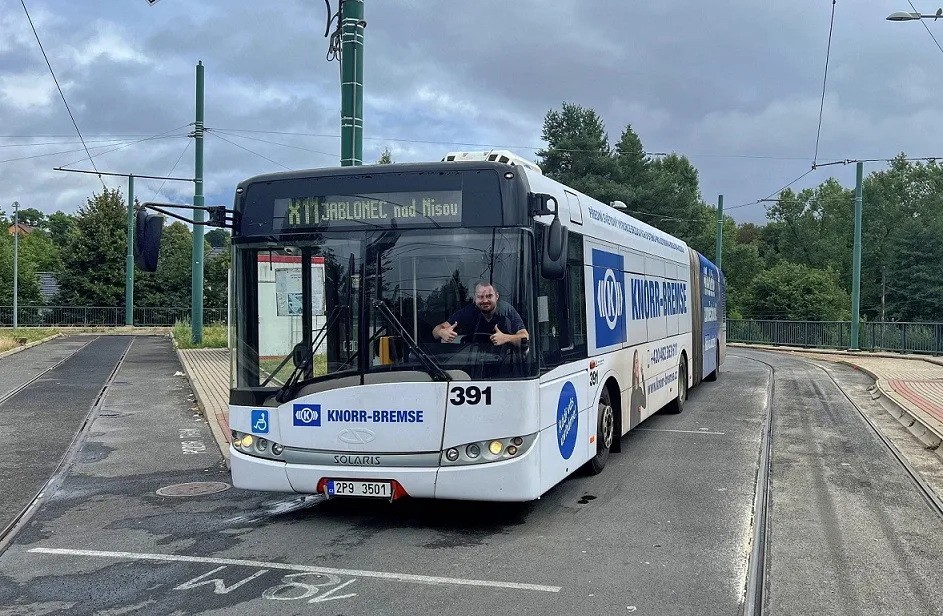 Nemohl bych dělat práci, která mě nebaví, říká řidič autobusů Martin Třešňák z Liberce