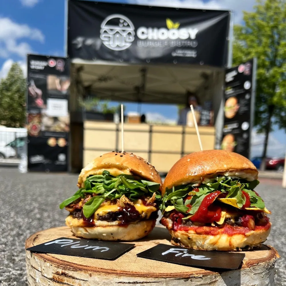 Burger Festival veze do Liberce víc jak tunu hovězího, bude se i flambovat na whisky