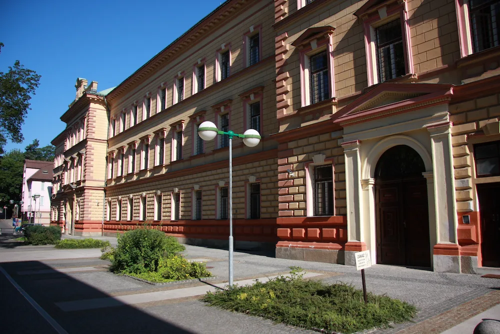 Vazební věznice Liberec nabízí uplatnění pro zájemce o služební poměr příslušníka Vězeňské služby České republiky