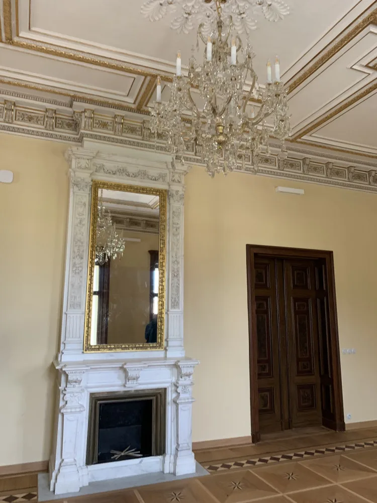Stavba Liebiegova paláce v Liberci se blíží ke konci. V plánu je i vybudování kavárny