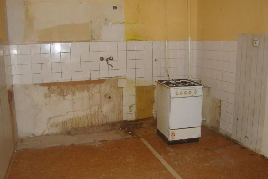 Před rekonstrukcí byly byty v dezolátním stavu