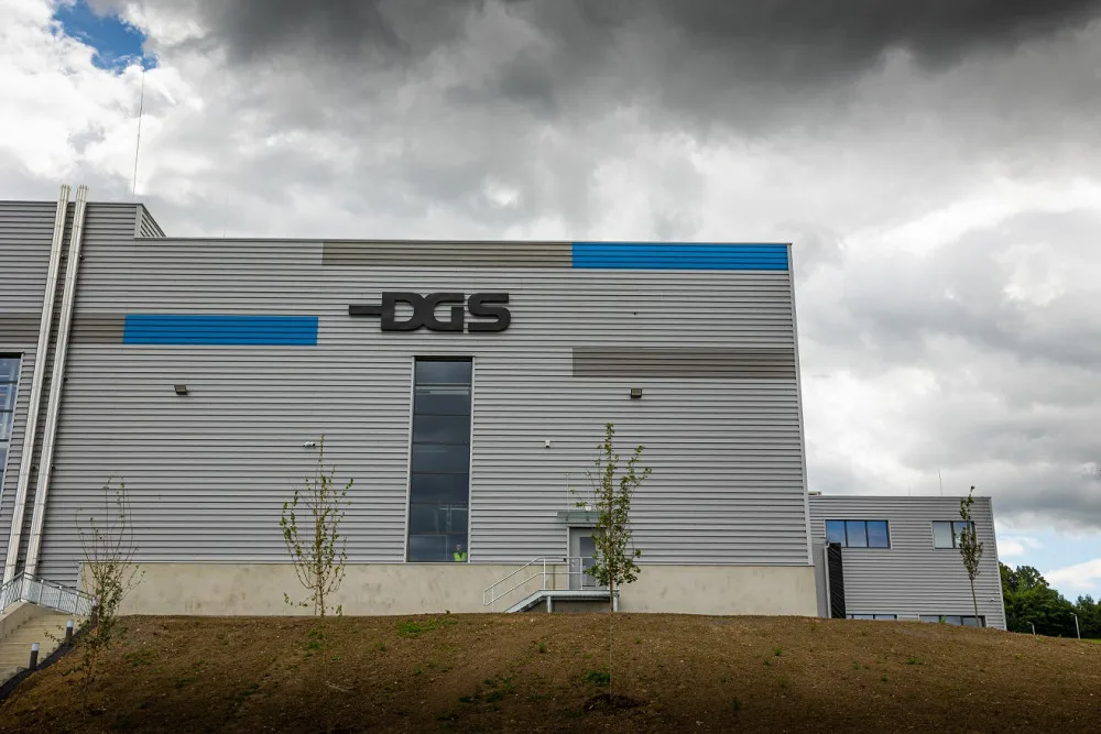 Ve Frýdlantu se otevřela nová výrobní hala společnosti DGS. Nabídne až čtyři stovky pracovních míst