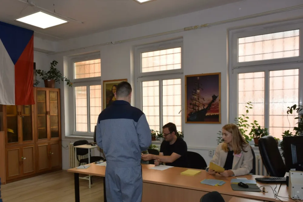 Volby proběhly i v liberecké vazební věznici. Vězni volili jen do Senátu