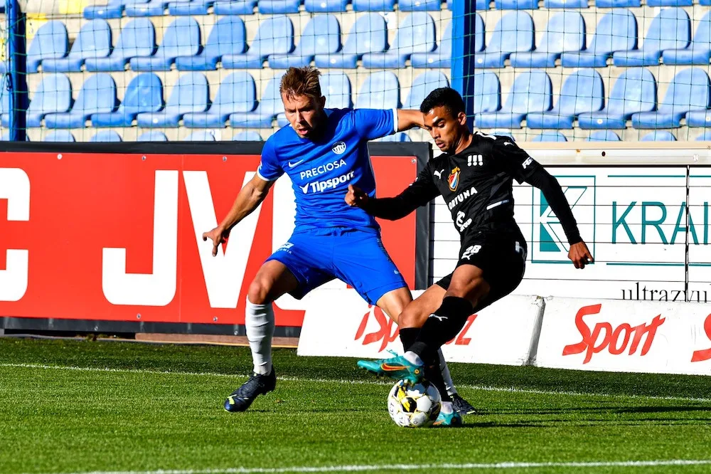 Slovan ustál dlouhé oslabení. S Baníkem remizoval 0:0