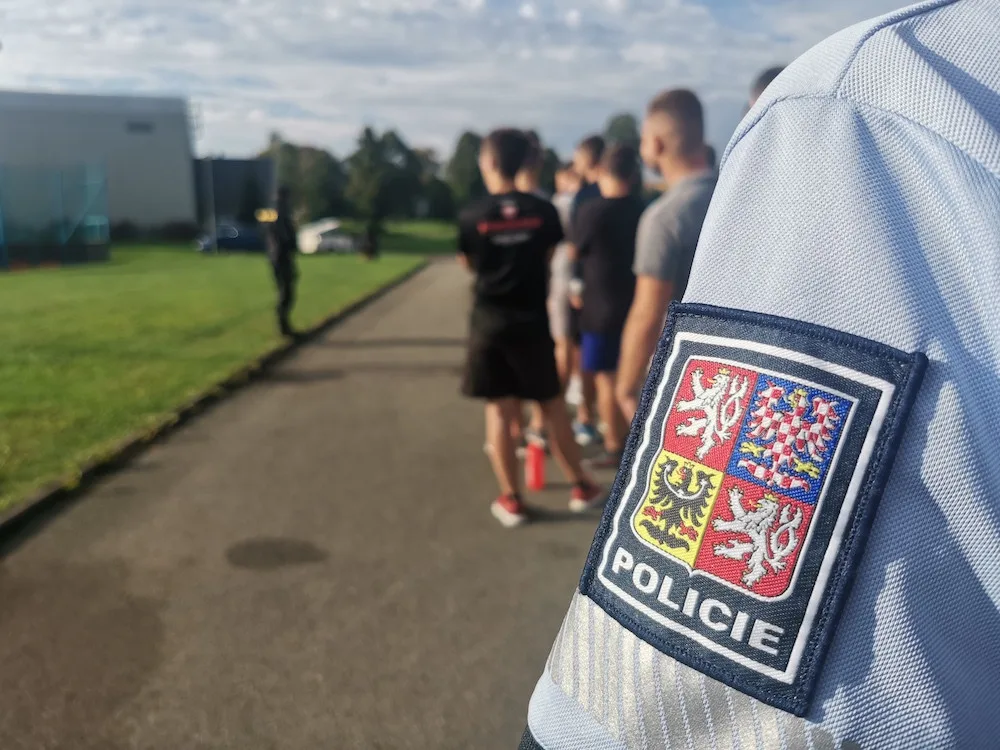 Zájemci o práci u Policie ČR si ve Skutči vyzkoušeli fyzotesty na(ne)čisto