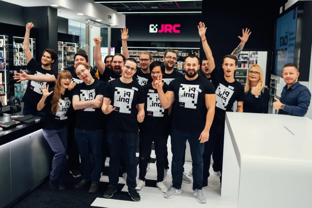 Už v sobotu v OC Nisa v Liberci party s DJ a spousta slev. Otevírá nová prodejna Smarty.cz