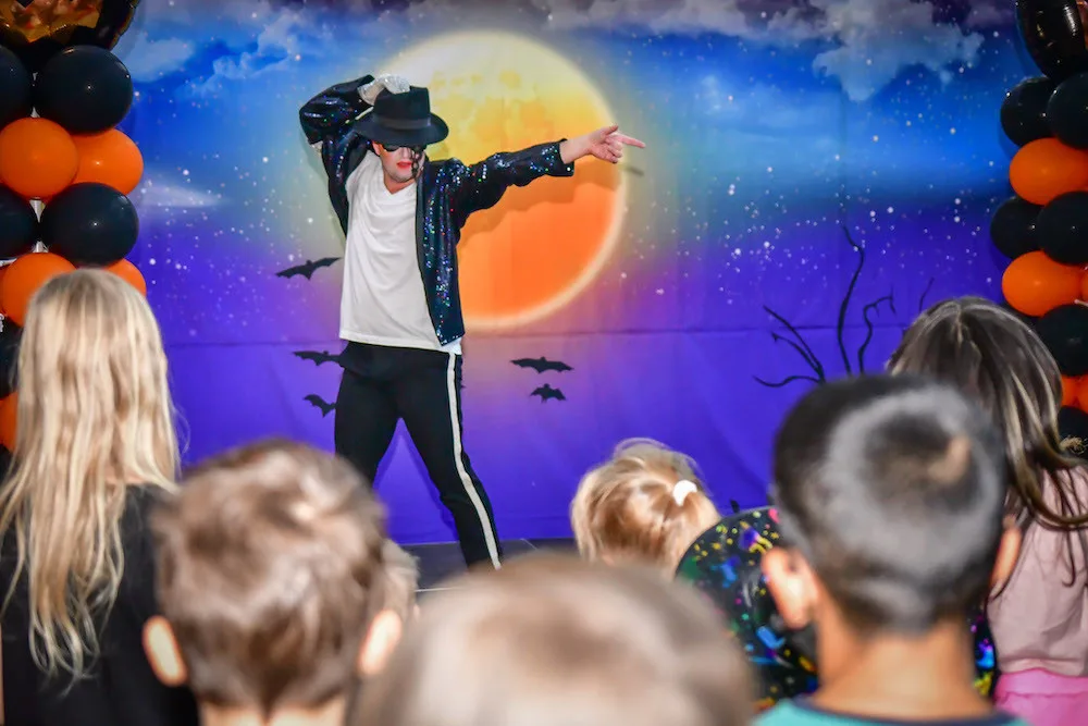 PRÁZDNINY PODLE DRBNY: Halloweenské party, strašidelná zoo i přehlídka designu