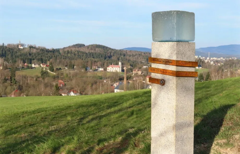 TIP NA VÝLET: Stezka svobody na Jablonecku nabízí krásné výhledy a důležité poselství