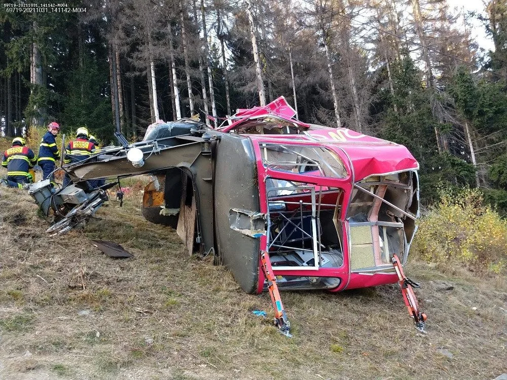 Uplynul rok od tragického pádu lanovky na Ještědu. Vyšetřování stále není uzavřené