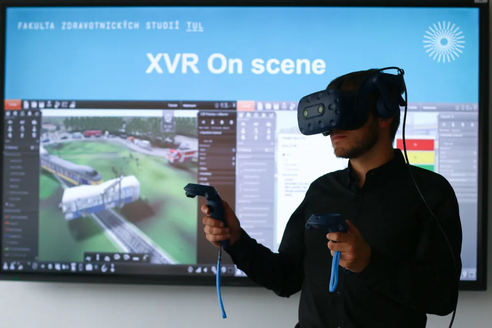 Na liberecké univerzitě pomáhá při výuce budoucích záchranářů virtuální realita