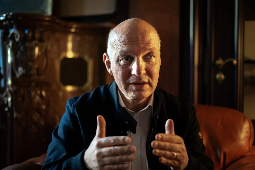 S vyrovnáním práv stejnopohlavních párů nemám problém. Svazek bych ale nenazýval manželstvím, říká Fischer