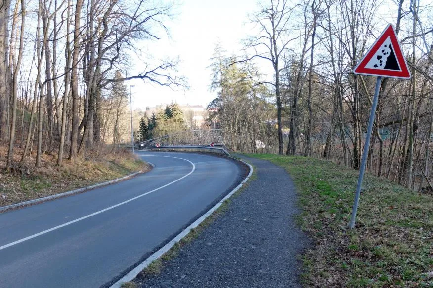U pivovaru a tenisových kurtů ve Frýdlantu postaví nové chodníky. Vyjdou na skoro pět milionů