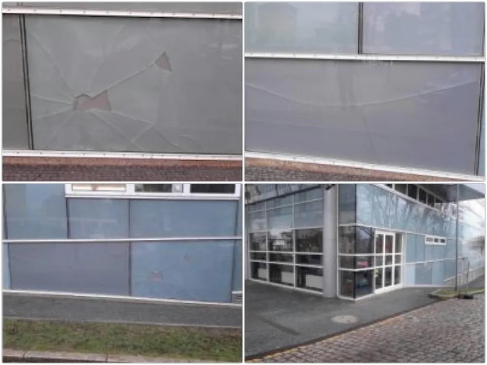 Mladík si po hádce s přítelkyní vybil vztek na knihovně. Rozbil skleněné opláštění budovy