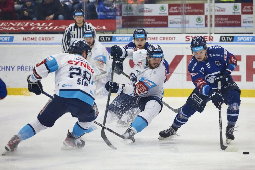 Bílí Tygři porazili Plzeň a míří do čtvrtfinále play-off, kde se utkají s Hradcem