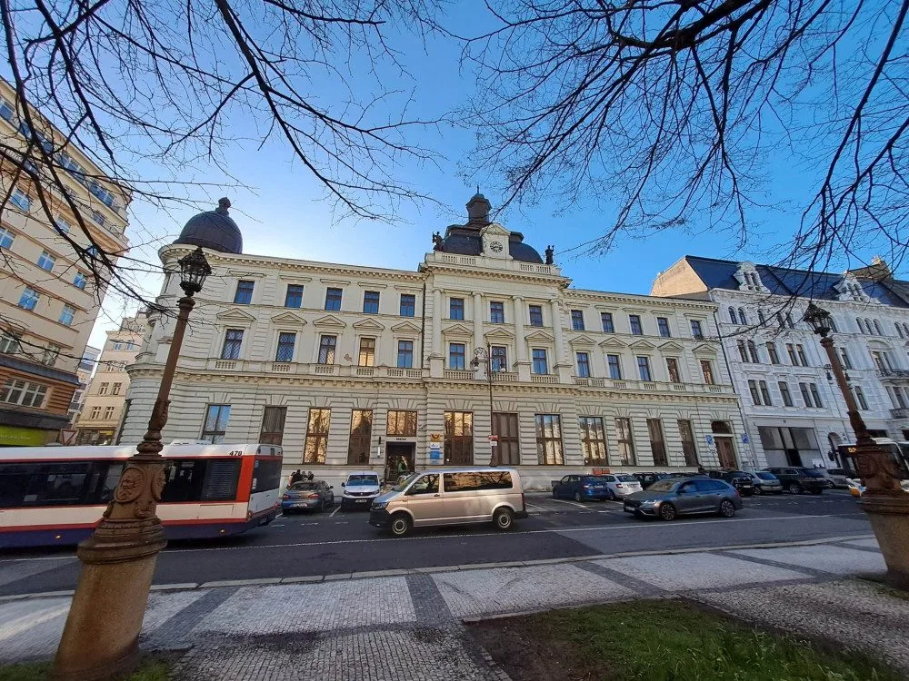 Hlavní pošta v Liberci.
