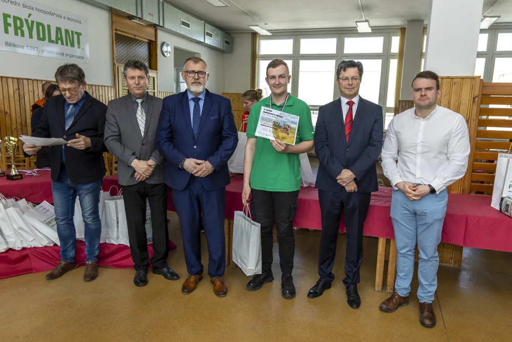 Celorepublikovou Zemědělskou olympiádu ve Frýdlantu vyhrál Matúš Širgel. Střední škoda hospodářská a lesnická Frýdlant skončila třetí.