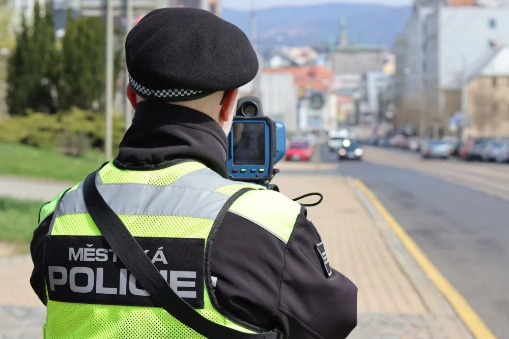 Strážníci mají vytipovaných 21 míst pro měření rychlosti.