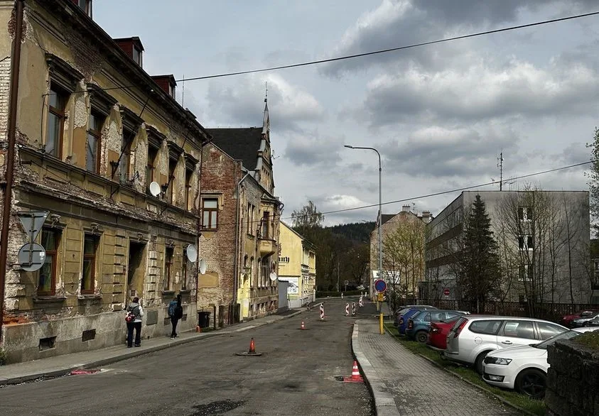 Ulice 5. května bud od víkendu opět průjezdná.