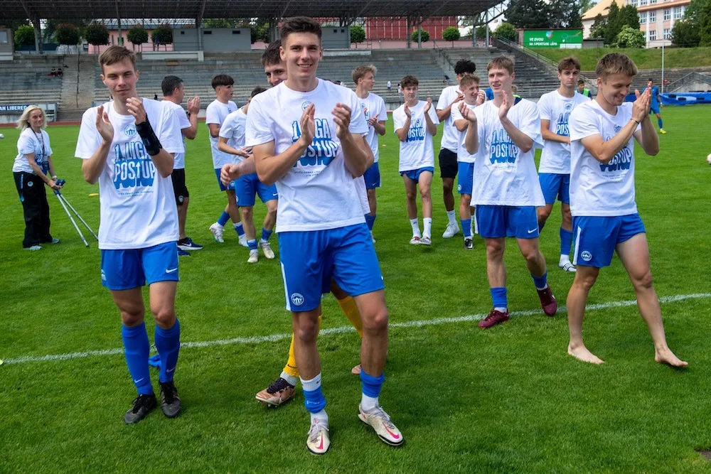 Úspěch dorostu Slovanu, postoupil do nejvyšší soutěže. Je důležité střetávat se s nejlepšími, říká trenér Čapek