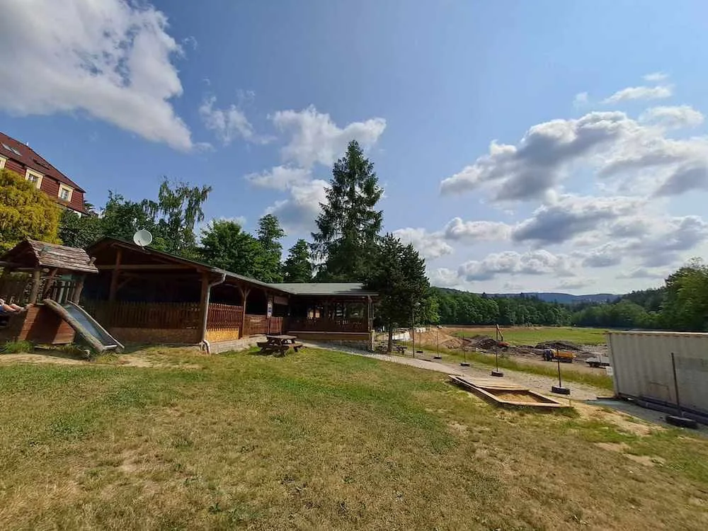 Restaurace na přehradě zavírá. Stavba nás omezuje, nejsme schopni provoz držet, říkají provozovatelé