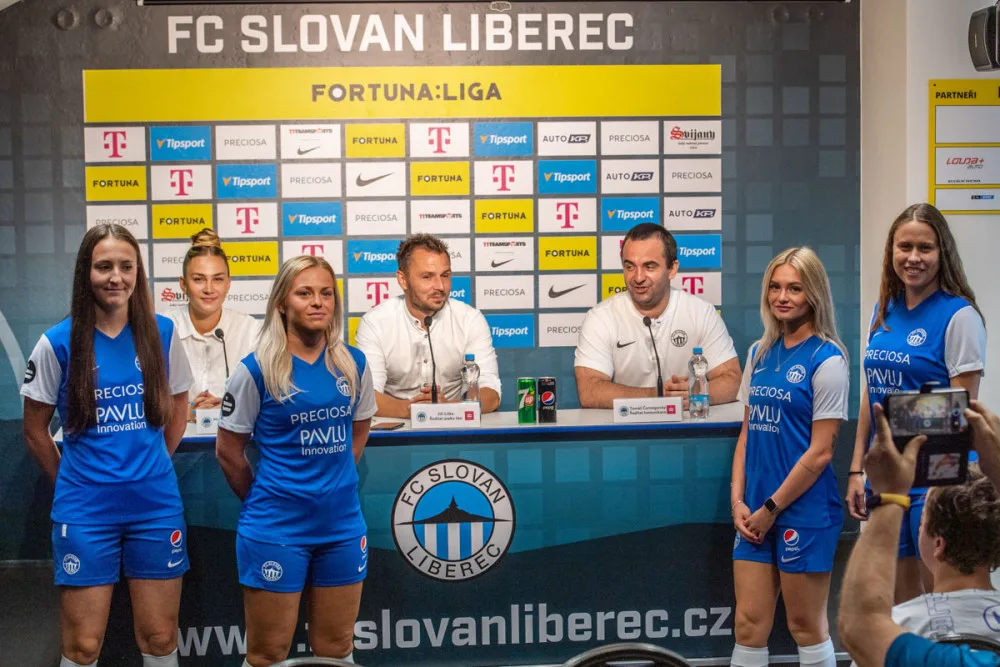 Ženy Slovanu startují sezonu U Nisy proti Spartě. Chtějí překonat rekord v návštěvnosti
