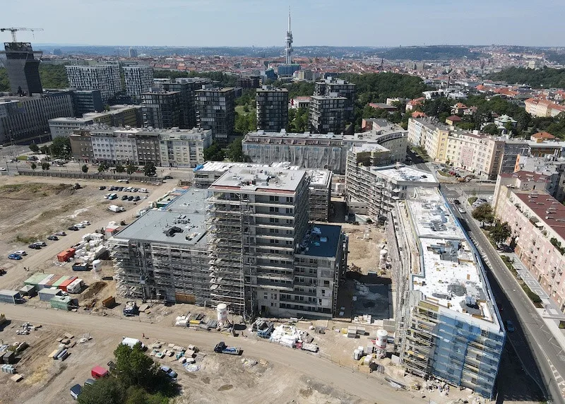 Na stavebním trhu působí již dvaatřicet let: SYNER oznámil předběžné výsledky hospodaření minulého roku, které ovlivnily rekordní objemy práce