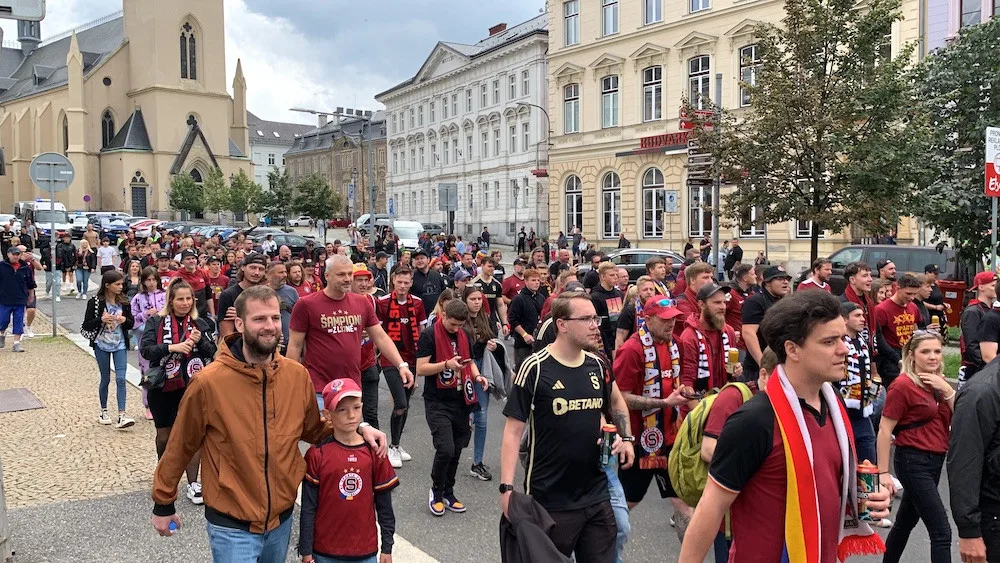 Sparťané prošli Libercem, pochod se obešel bez komplikací