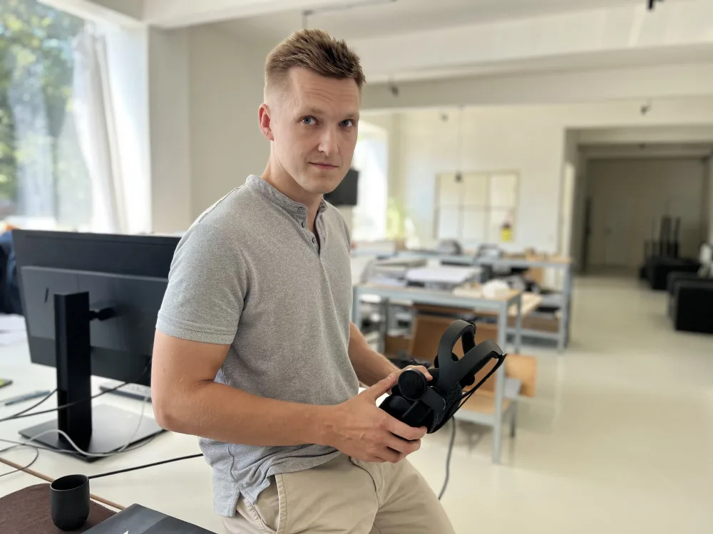 Architekt Jiří Lukáš se svými kolegy využívá ve své práci virtuální realitu.