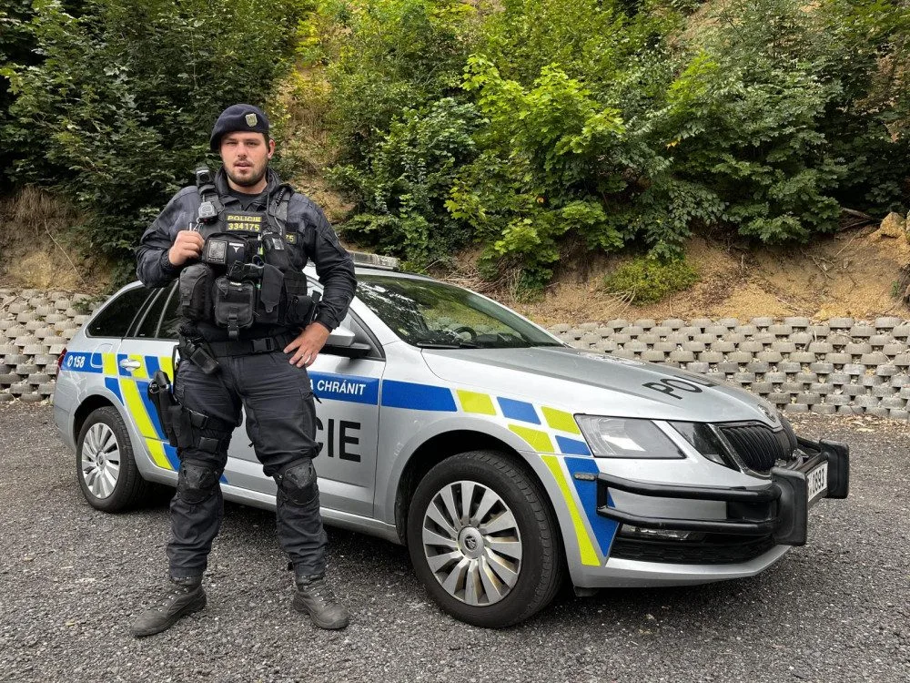 Policista z Hrádku nad Nisou pracoval i ve svém volnu. Zadržel muže, který měl zákaz řízení