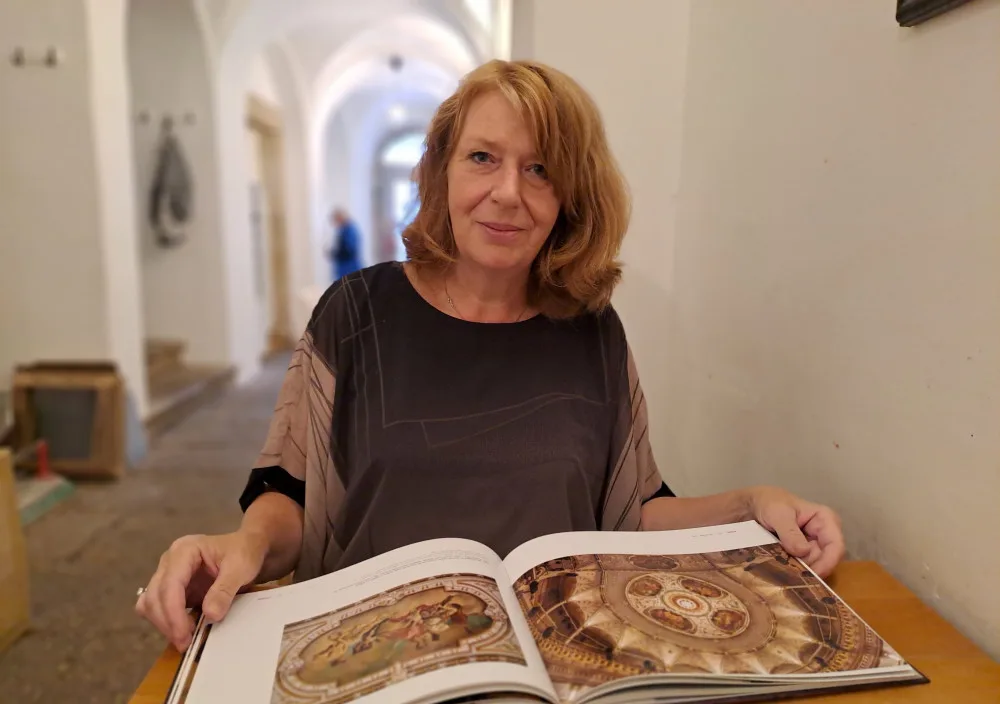 Divadlo F. X. Šaldy si knihu ke svým 140. narozeninám zasloužilo, říká spoluautorka Jarmila Levko