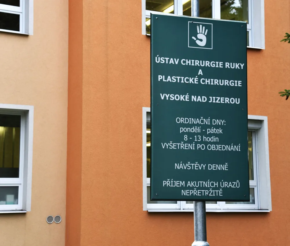Ústav chirurgie ruky.