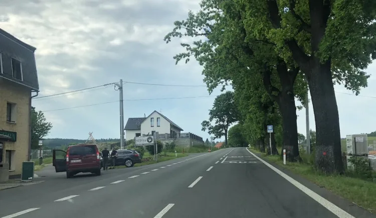 Lokalita podél silnice bude tématem diskuze.