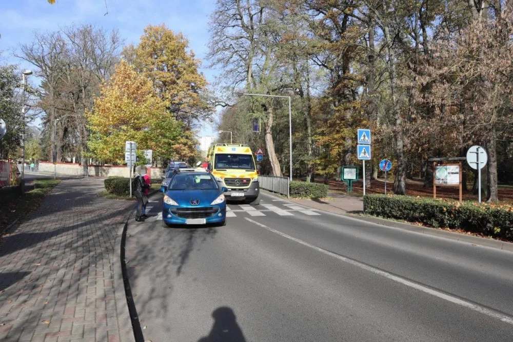 Tři dopravní nehody s účastí chodců za jeden den na Českolipsku. Policie vyzývá řidiče i chodce k obezřetnosti